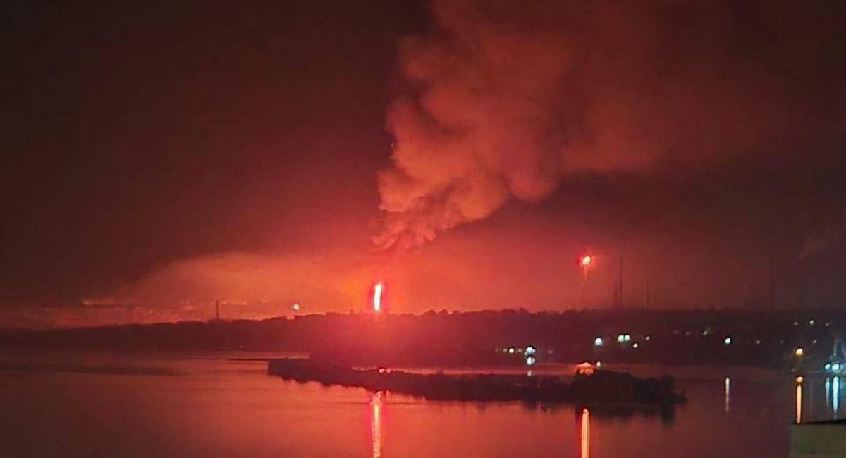 ​Ukrainian Forces Strike russian Oil Refineries, Targeting Aviation Fuel for Su-27 and Tu-22M3 Aircraft
