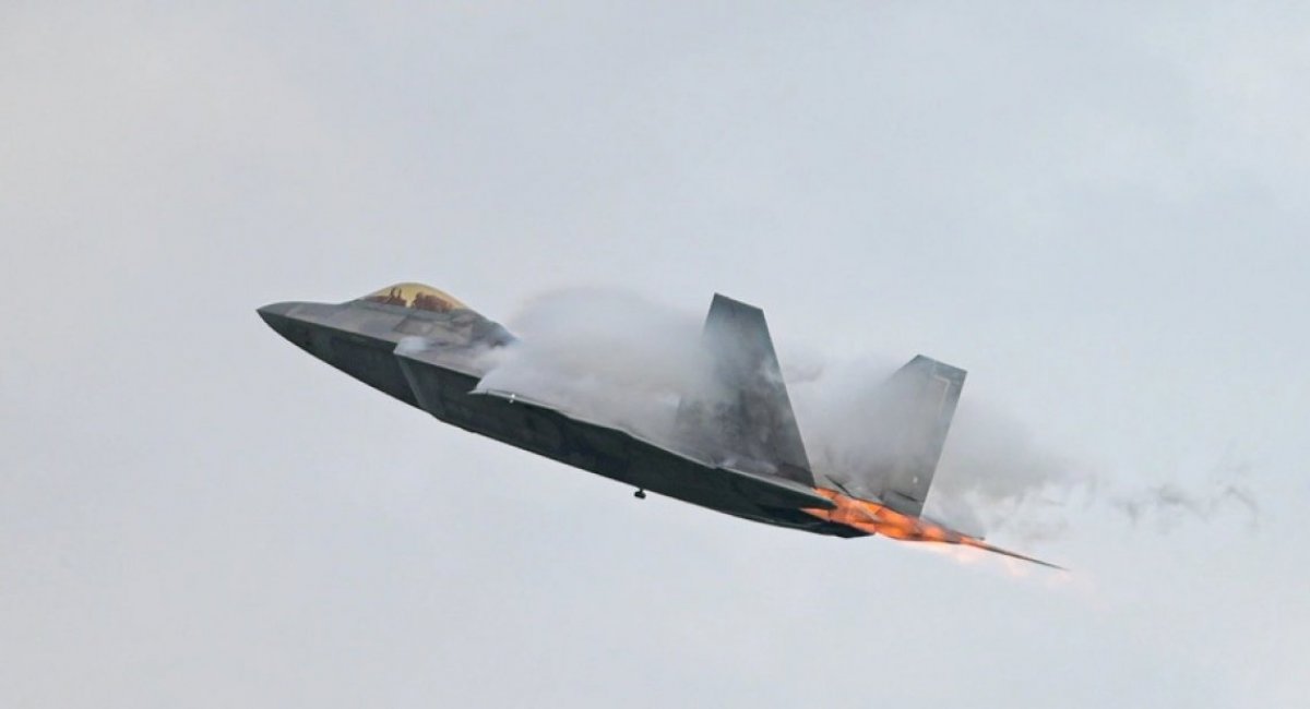 F-22A air superiority fighter / Photo credit: U.S. DoD