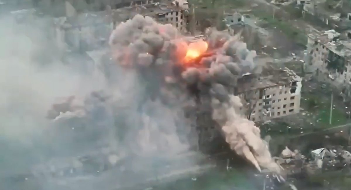 The 77th Airborne Assault Brigade together with tactical aviation destroyed an ammunition depot and a concentration of occupiers in Bakhmut city, Donetsk region / The Army of Drones video screengrab