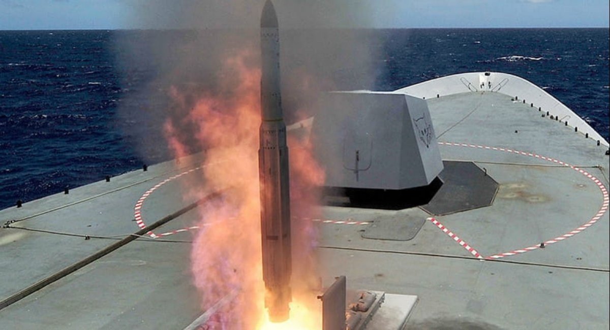 Launch of the The RIM-162 Evolved SeaSparrow Missile (ESSM) / Photo credit: Raytheon