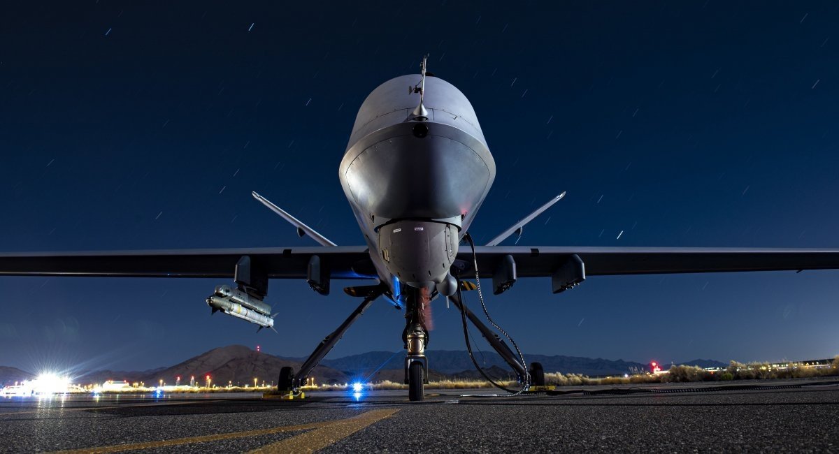 MQ-9 Reaper with an AIM-9X / Photo credit: U.S. Air Force