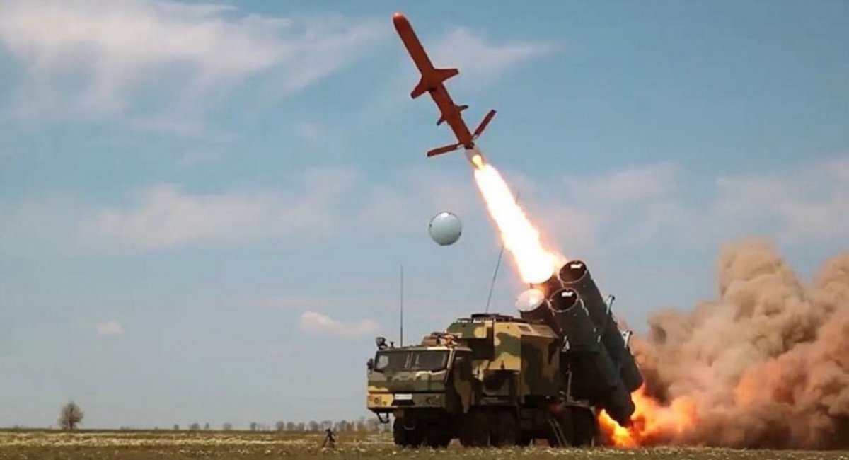 Launch of Ukrainian R-360 Neptune subsonic cruise missile / Open source illustrative photo