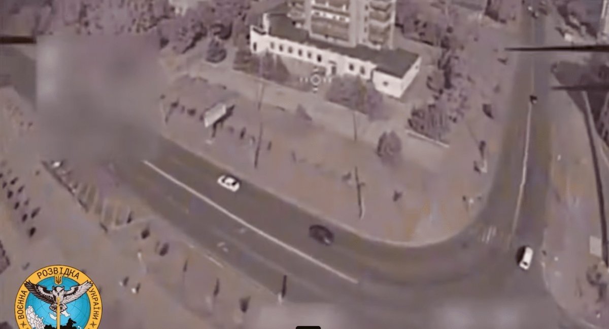 Building of a former bank where the russian OMON personnel established own "barracks." Still image from the FPV drone / Image credit: Defense Intelligence of Ukraine press service