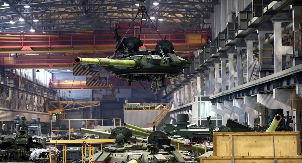 Medvedev Threatens Arrests to "Accelerate" T-72B3 And T-90M Tanks Supply