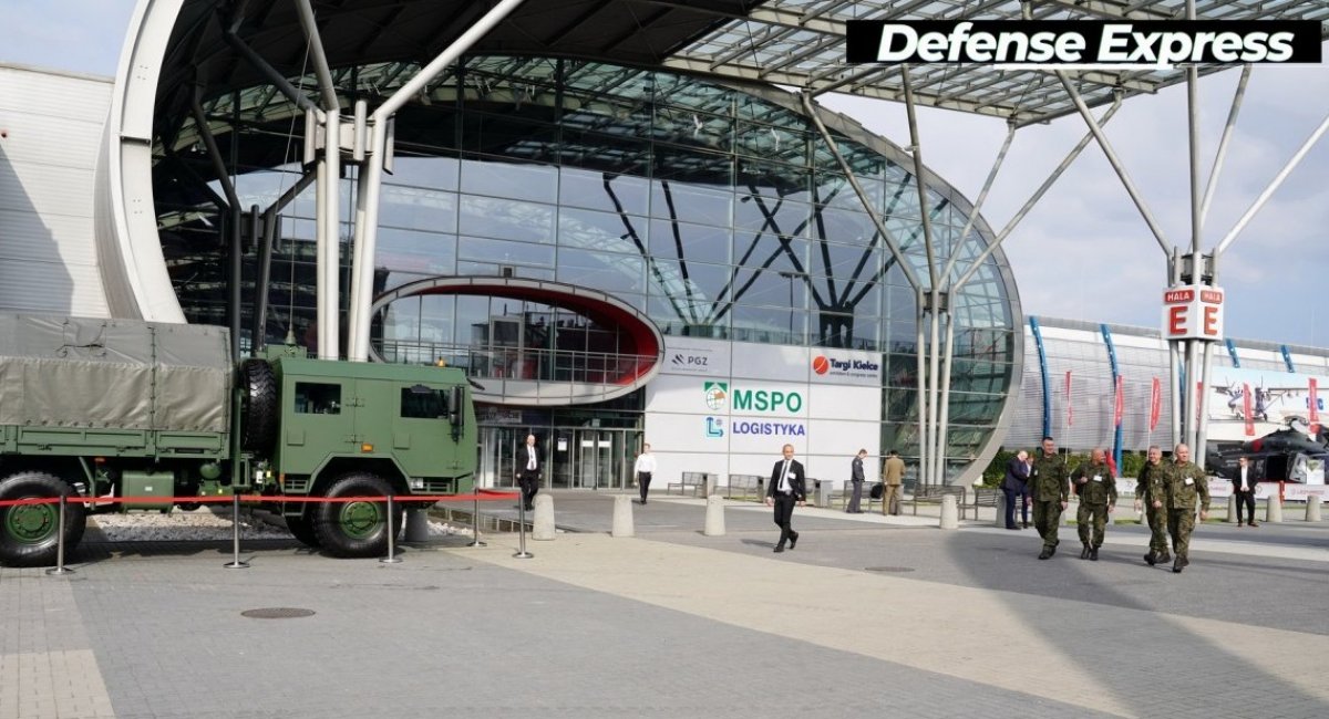 Ukrainian defense industries are participating in this year’s MSPO Defense Industry Trade Fair with an extensive display of their latest products