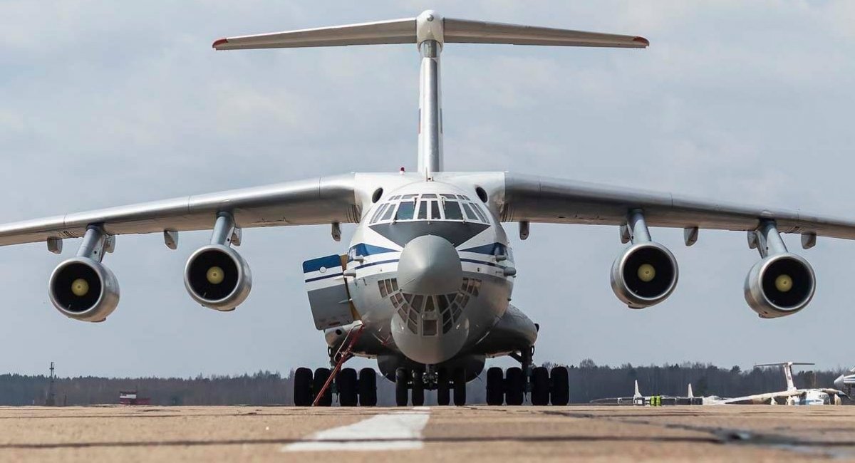 The Il-76 military transport aircraft / open source 
