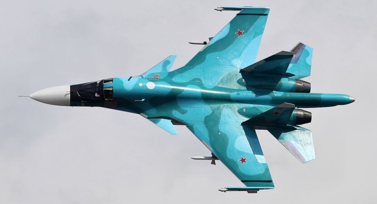This is what the russian Su-34 tactical bomber looks like in the russian sky / Open source photo