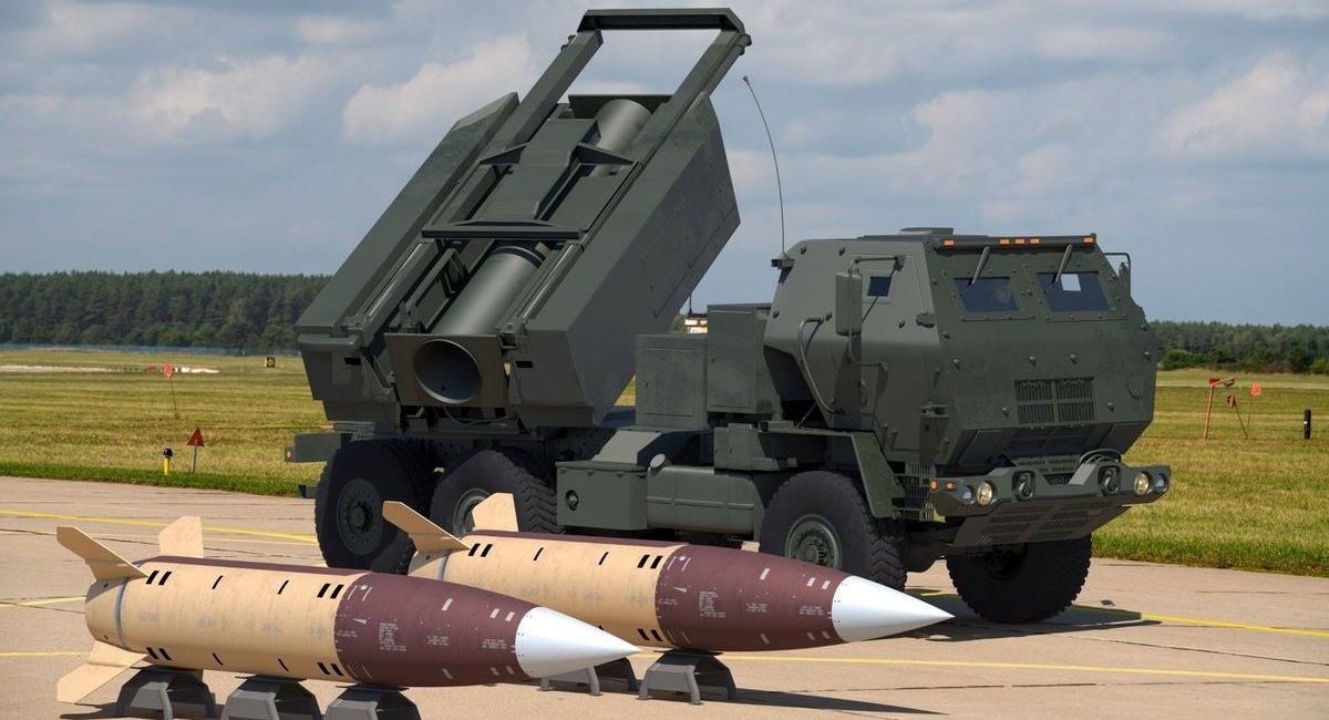 MGM-140 ATACMS next to an M142 HIMARS launcher / Open source illustrative photo