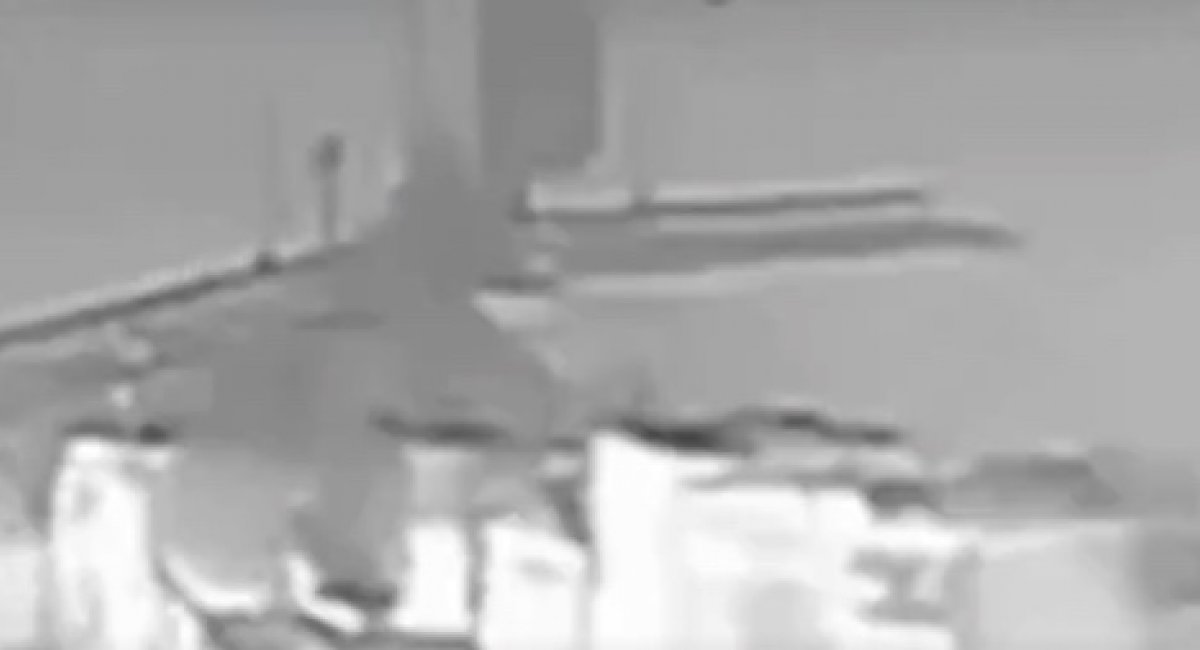 The P-18-2 Prima early-warning radar / screenshot from video 