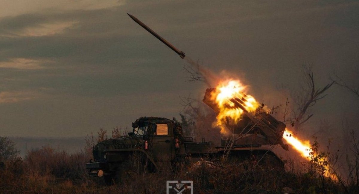 Armed Forces of Ukraine continue to destroy russians on land, in the air, and at sea / Photo credit: 148th Artillery Brigade of the Armed Forces of Ukraine