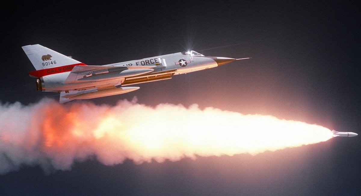 F-106 Delta Dart launches Ding Dong / Photo credit: U.S. Department of Defense archive