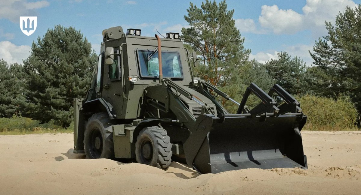 UAT-SPIDER armored backhoe loader
