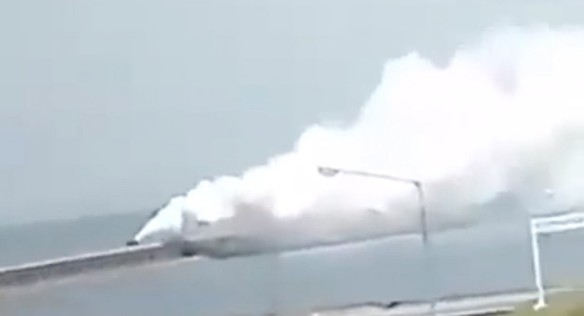 Smoke sighted coming from the Crimea Bridge over the Kerch Strait / screenshot from video 