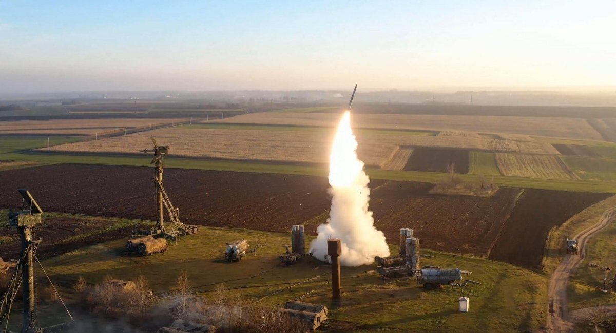  S-300 air defense system in action with Ukraine’s Armed Forces / Photo credit: Western Air Command, Ukrainian Air Force