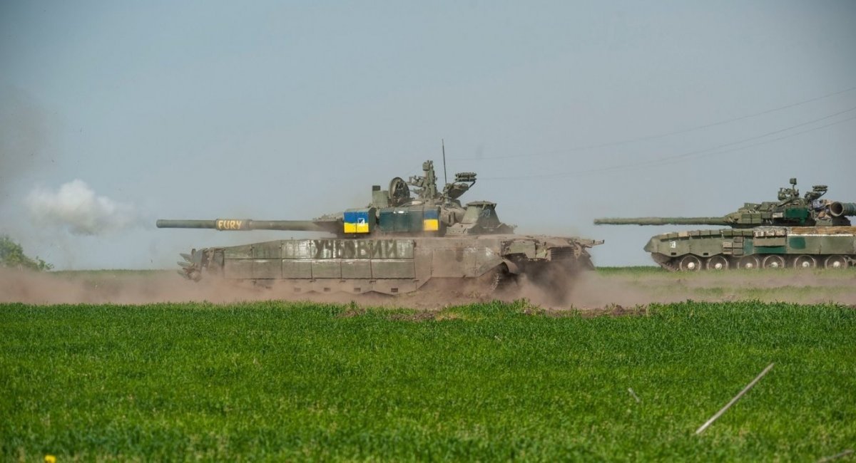 Illustrative photo : captured russian tanks in service with the Ukrainian Army / Photo credit: 93rd Mechanized Brigade of the Armed Forces of Ukraine