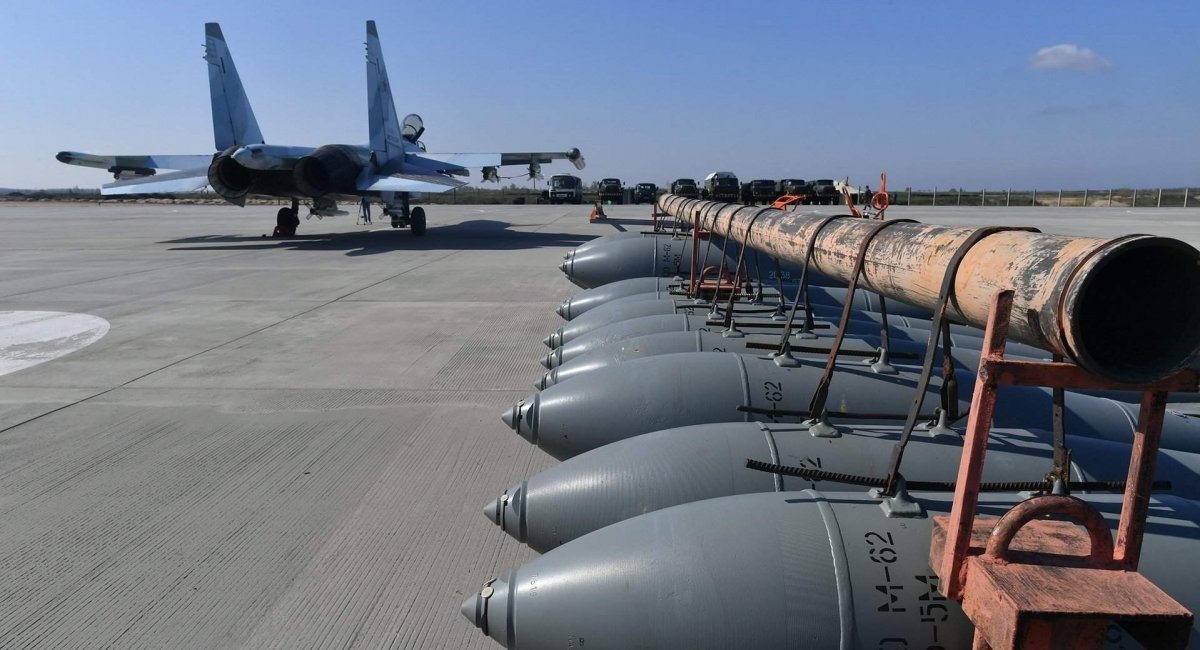 russians use guided glide bombs more and more often in Ukraine / Open source illustrative photo