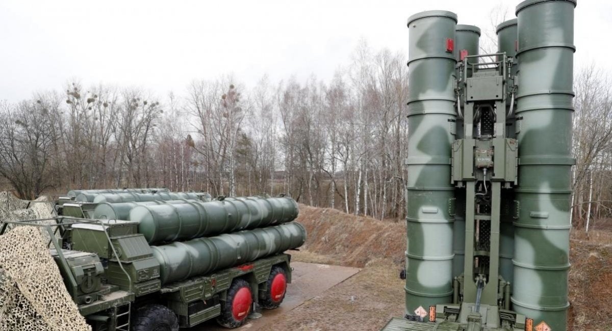 illustrative photo: launchers of the S-400 air defense missile system of the russian forces / Archive photo credit: Reuters