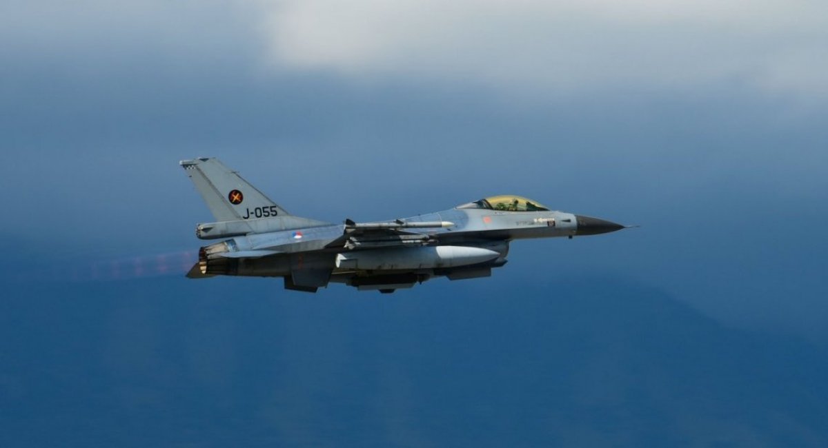 F-16A Block 20 MLU multirole fighter of Royal Netherlands Air Force / Photo: U.S. DoD