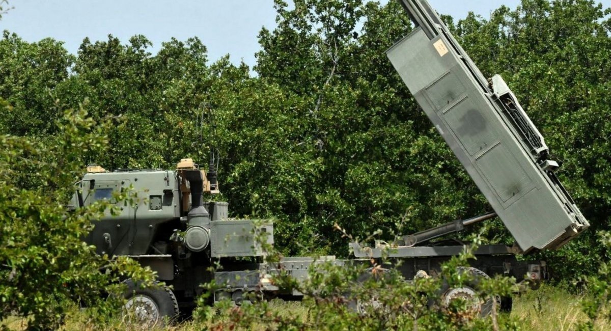 Illustrative photo / HIMARS system preparing to a strike on russian positions in Ukraine