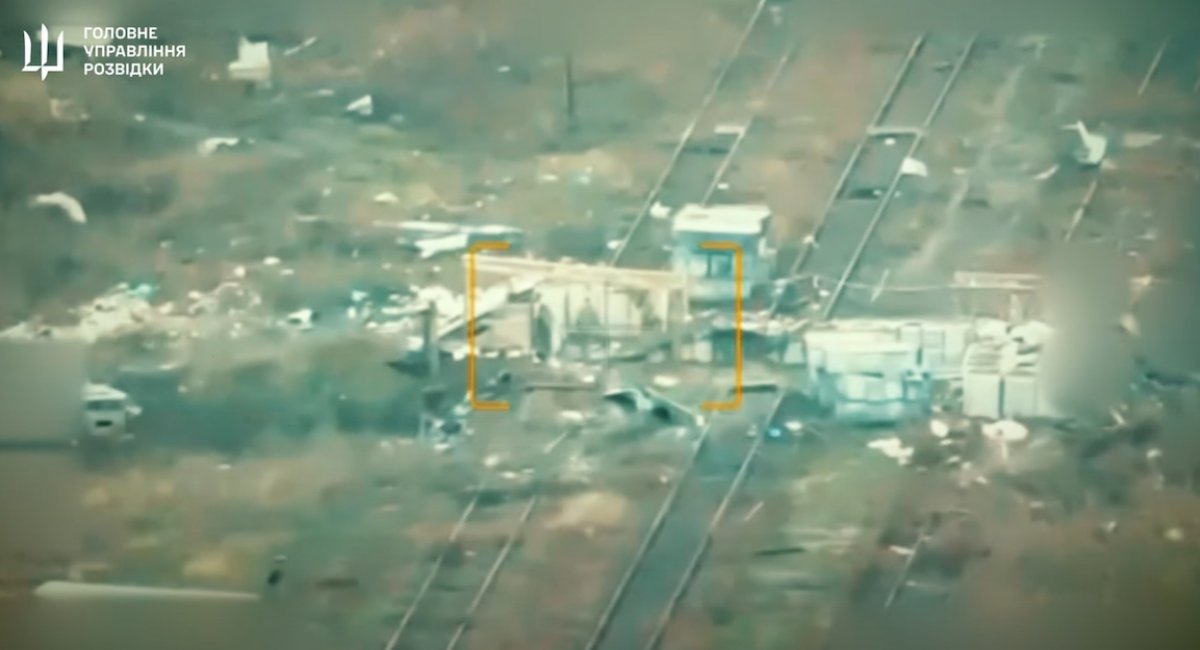 Ukrainian operatives successfully target satellite equipment near Tyotkino​ / screenshot from video 