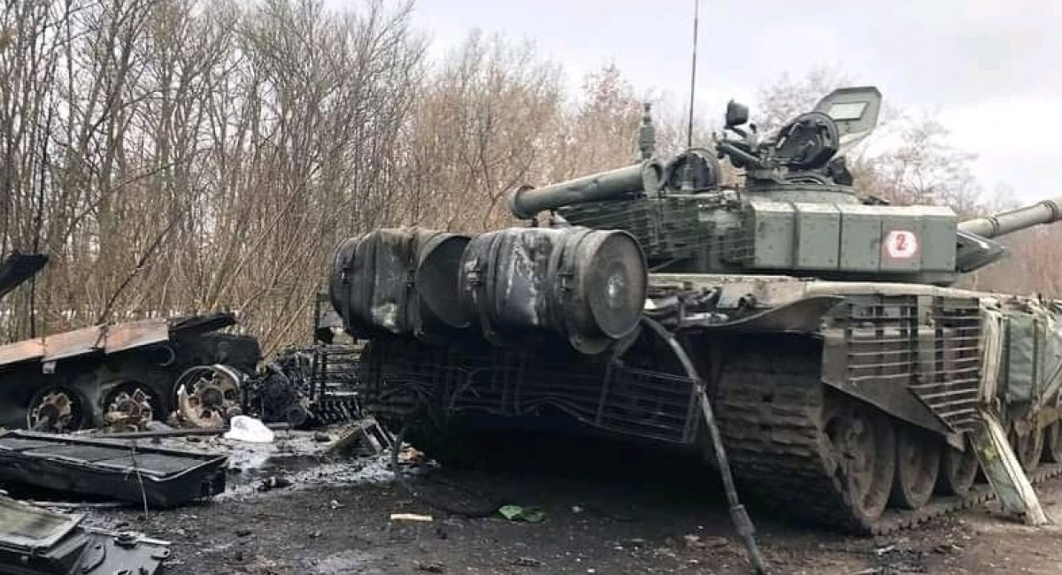 russian tank T-72, that was destroyed by Ukrainian troops / Illustrative photo from open sources