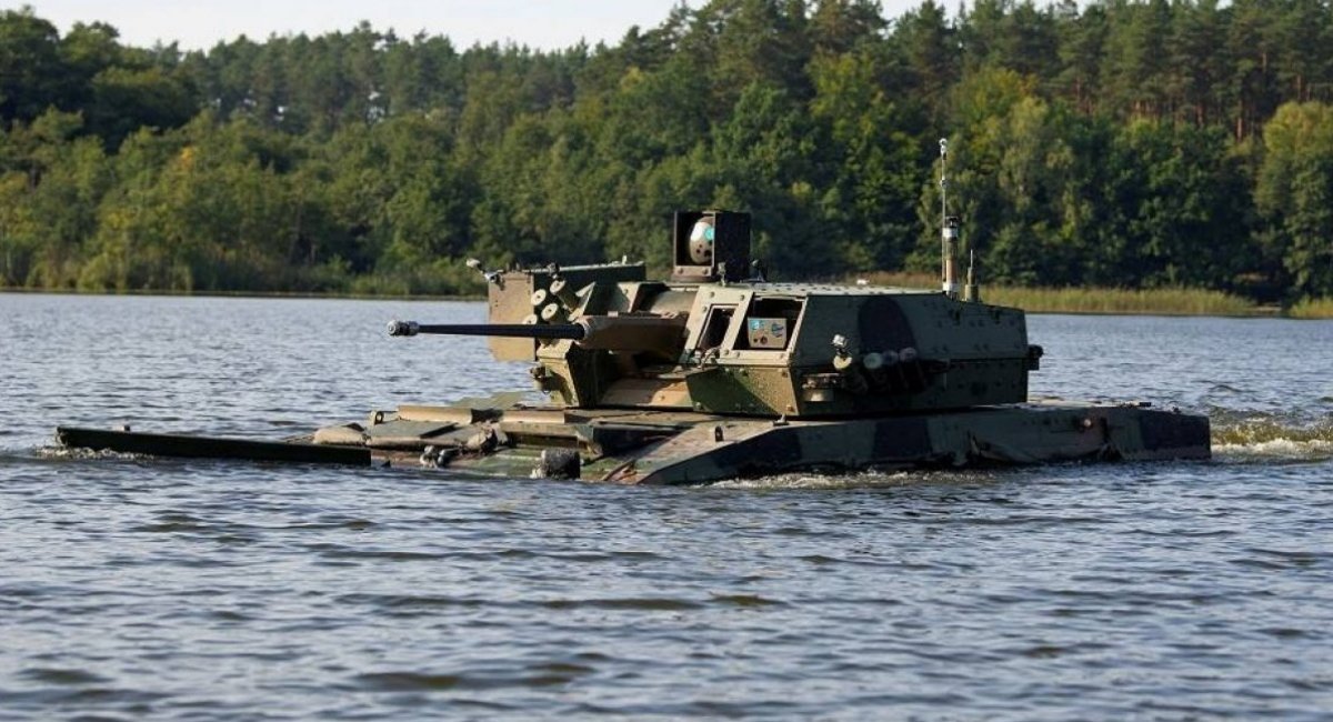 The Borsuk is a tracked floating infantry fighting vehicle / Photo credits: PGZ