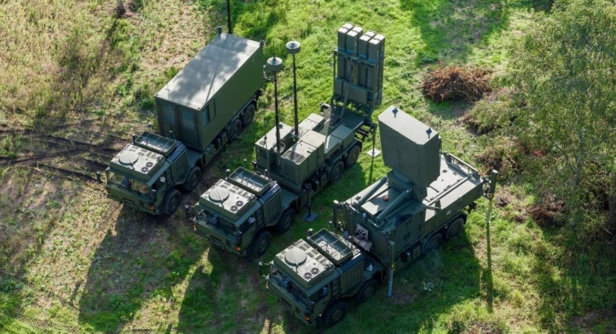 Command post, launcher, and radar from IRIS-T SLM SAM system composition / Open source photo