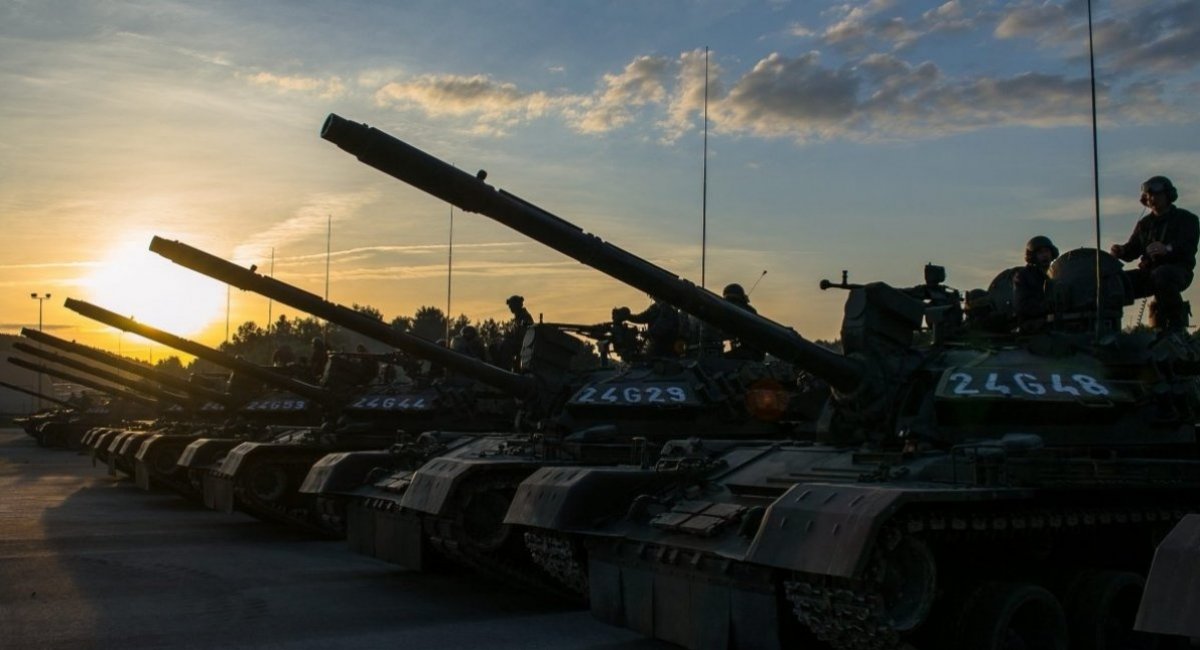 Romanian TR-85 tanks 