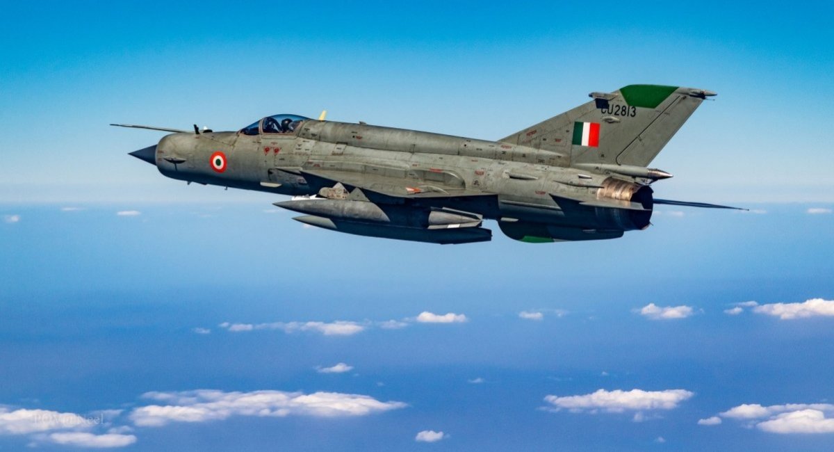 MiG-21 jet mid-flight / Illustrative photo credit: Indian Air Force