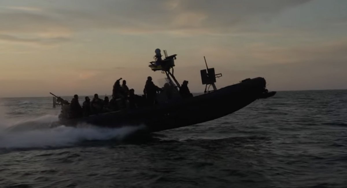 Ukrainian special forces unit conducted a nighttime raid on russian positions in the northern Black Sea, dismantling electronic warfare and radar systems / screenshot from video 