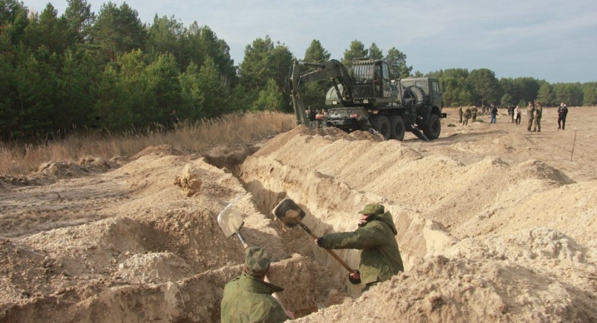 russians build the engineering facilities in Crimea / Open source illustrative photo