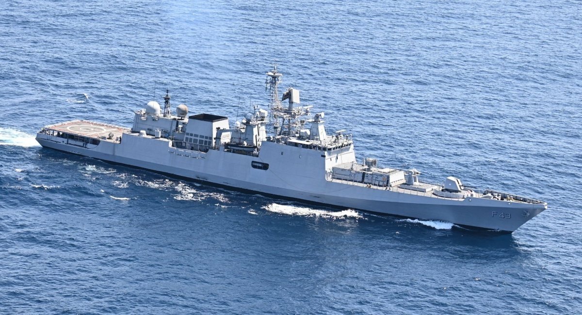 The INS Trishul (F43) frigate, armed with the Shil-1 air defense missile system / Photo credit: Western Naval Command, Indian Navy 