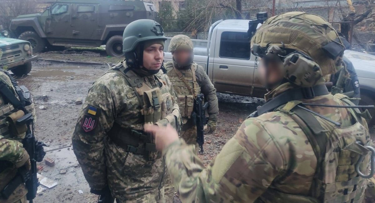 Kyrylo Budanov visits advanced positions of Ukrainian army in Bakhmut