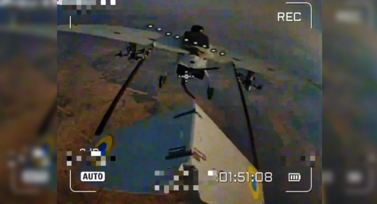 Ukrainian PD-2 drone acting as an FPV carrier engages an enemy anti-aircraft drone