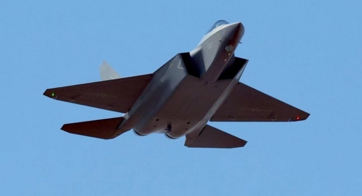 Shenyang J-35 in flight / Open source photo