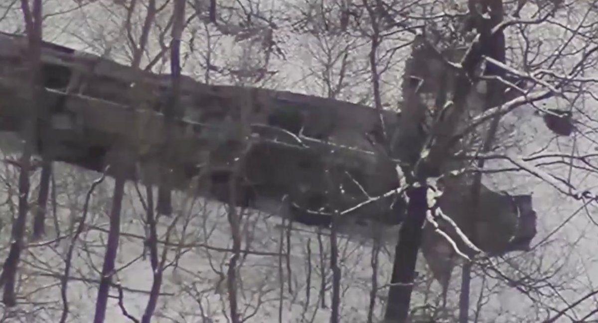 Ukrainian forces turn russia’s newest artillery system into scrap metal shortly after production / screenshot from video 