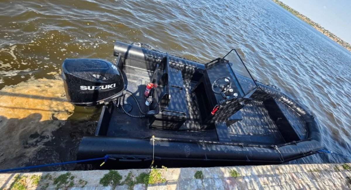 Multipurpose high-density polyethylene motorboats by Gulfstream / Photo credit: NAUDI