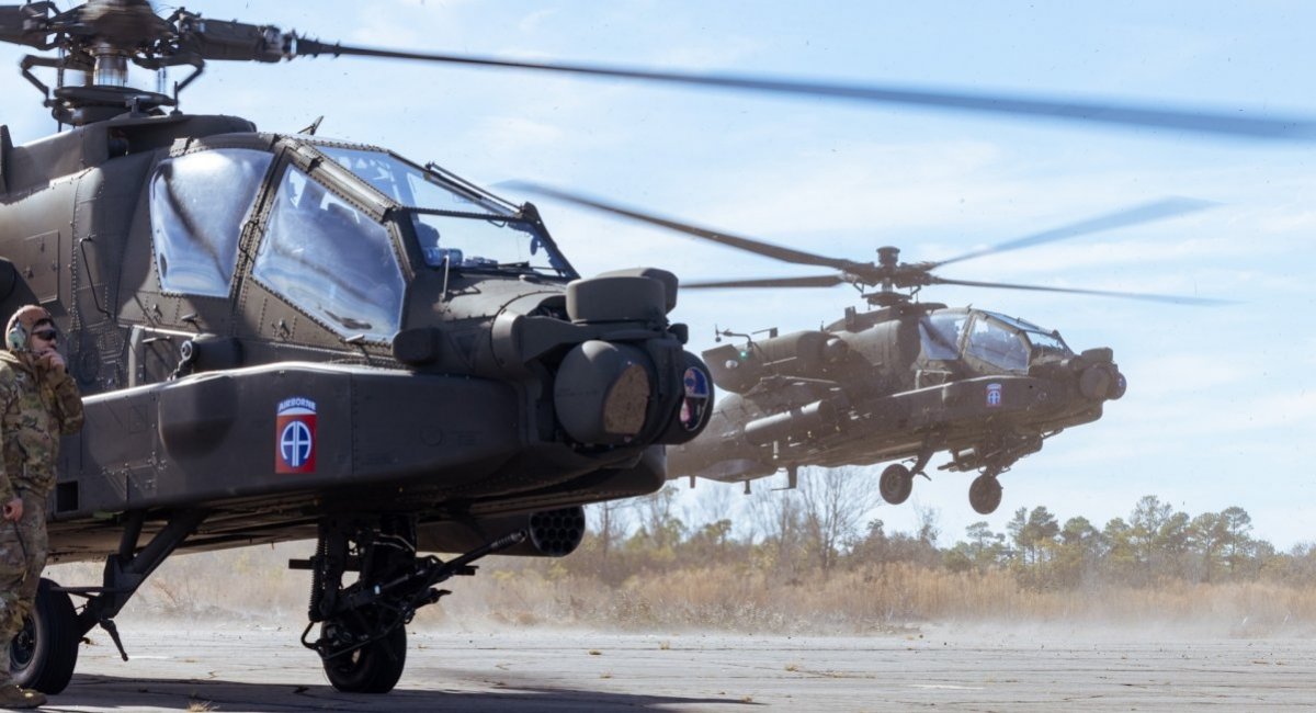 AH-64E Apache attack helicopters / Illustrative photo credit: U.S. Department of Defense