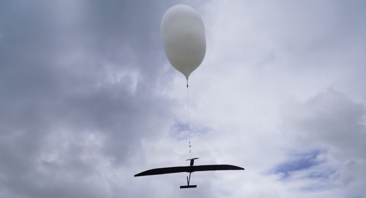 Following Ukraine's Experience, U.S. Pushes Drones Into Stratosphere Where Most Air Defenses Can't Reach, Aerostar Tests Balloon-Launched UAVs 