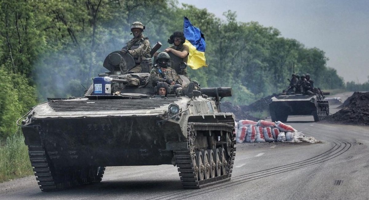​Ukrainian Forces' C-in-C States Ukraine's Troops Keep Conducting Offensive Operations While General Staff Says There Is No ‘Green Corridor’ to Withdraw russia’s Troops From Kherson