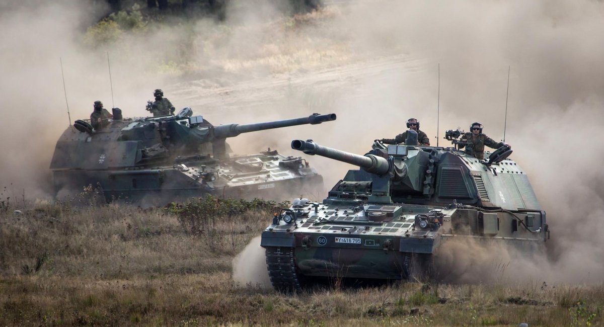 Illustrative photo: German Panzerhaubitze 2000 (PzH 2000) at Munster Training Area, 2016 / Photo credit: Marco Dorow, Bundeswehr