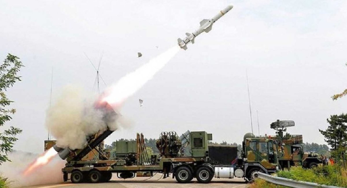 Land-based Harpoon missile launched from a truck trailer / Illustrative photo from open sources