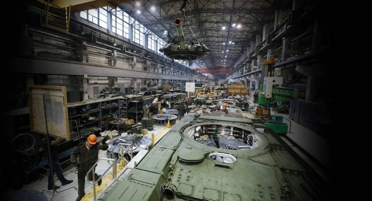 Tank manufecture at russian "Uralvagonzavod" armor plant / Illustrative photo credit: Tass/Donat Sokrokin