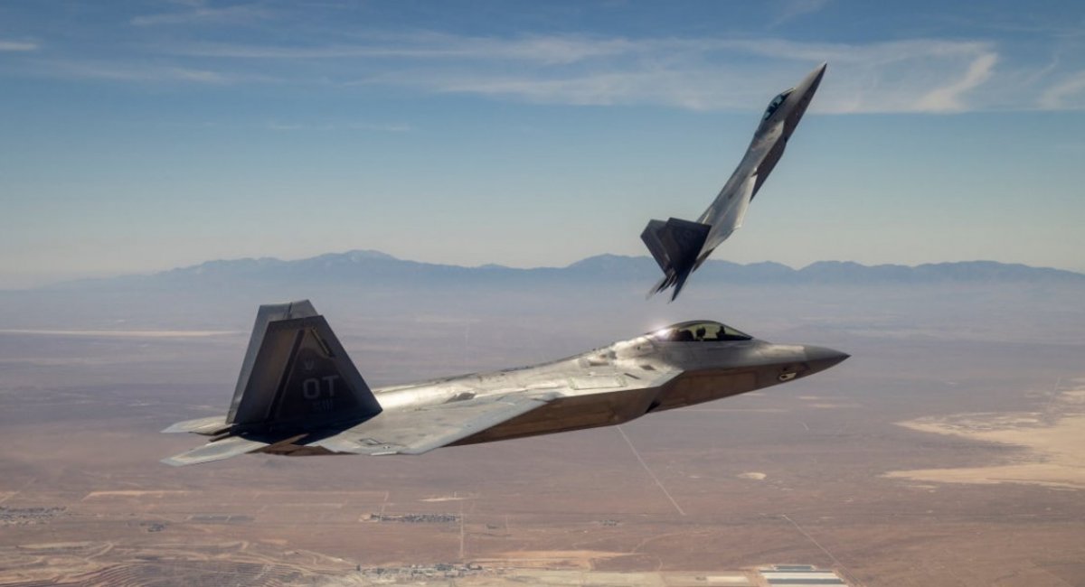 Fifth-generation F-22 fighters / Photo credit: U.S. Department of War