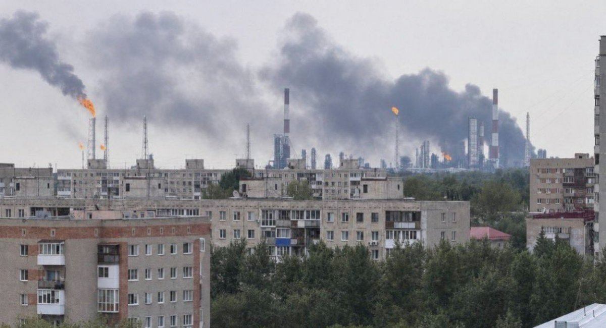 Ukraine Strikes russia's Largest Oil Refinery in Omsk, Setting New Long-Range Record of More Than 2,500 km