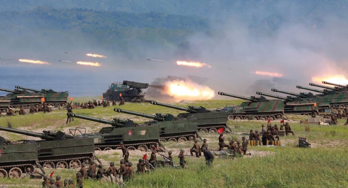 10,000 soldiers prepare for the deployment near Ukrainian border / Photo credit: AFP