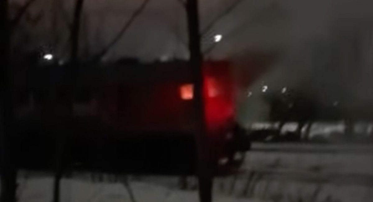 The destruction of the 3M62U locomotive highlights vulnerabilities in military supply line / screenshot from video 