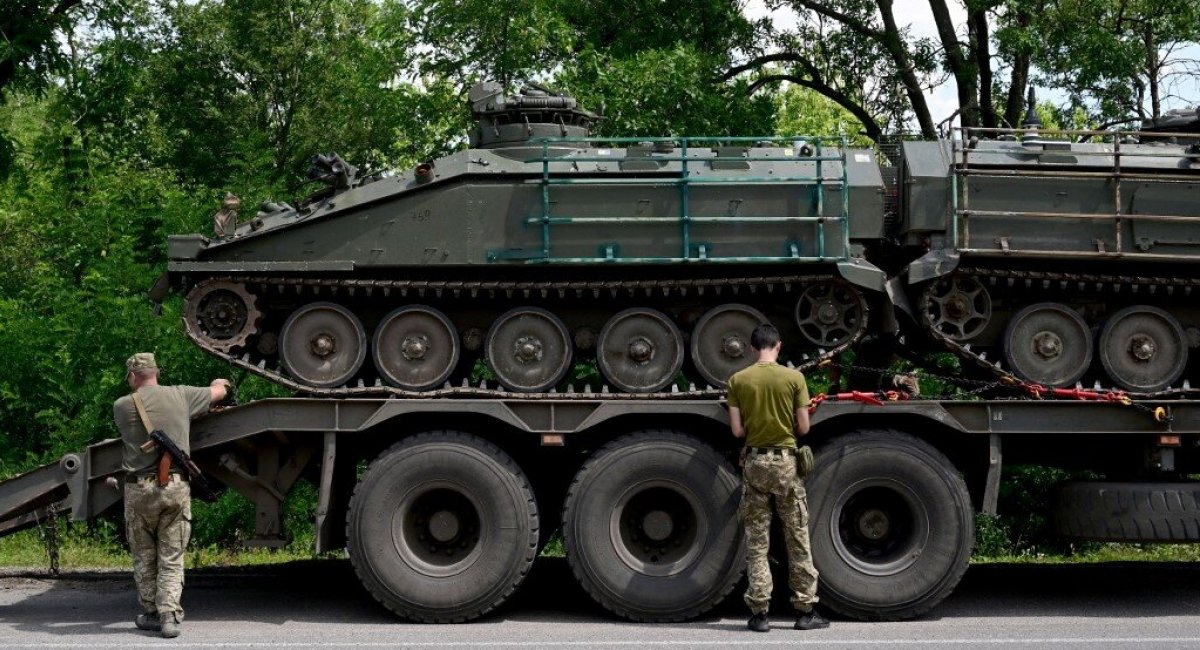 Ukrainians Finance 60 Spartan Armored Vehicles in Another Big