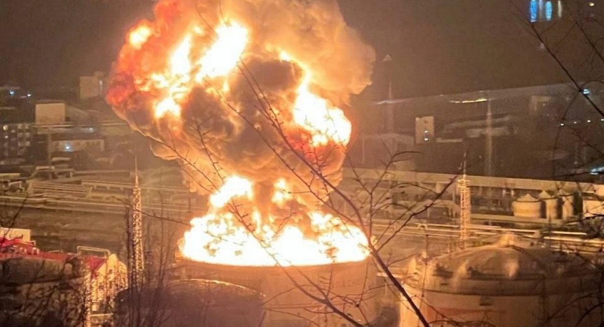 ​Ukrainian Drones Spark Massive Fire at russian Oil Refinery in Tuapse