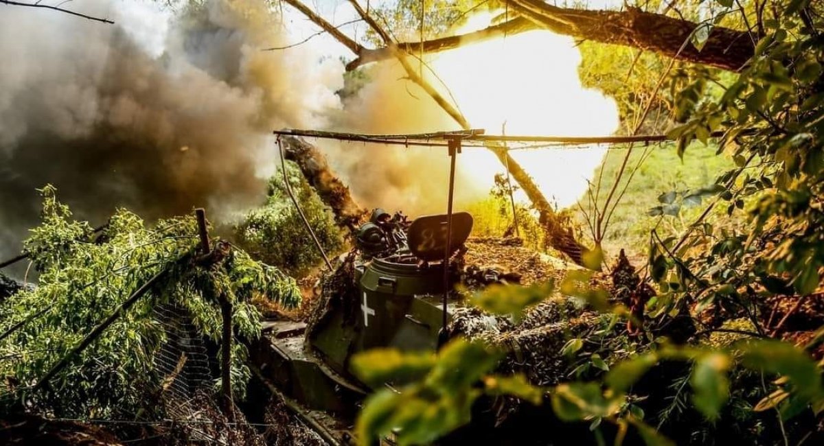 Artillerymen of Ukraine’s 24th Mechanized Brigade named after King Danylo during combat operations in Donetsk region / Photo: Oleg Petrasyuk